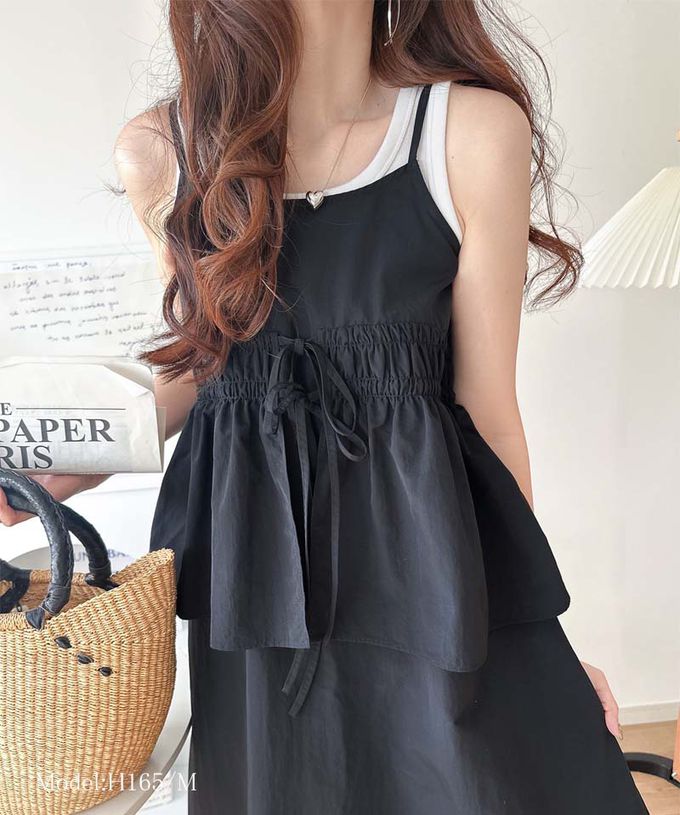 日本 Classical Elf - 假二件可愛皺摺荷葉吊帶洋裝-黑