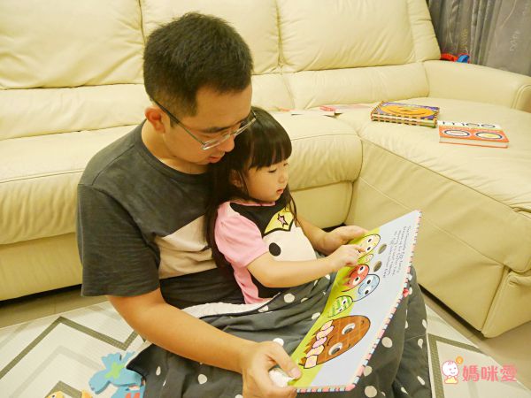 超限量！外文童書降價了✈ 遊戲操作書 / 節慶翻翻書 / 有聲書 / 字母拼圖 / 觸摸書