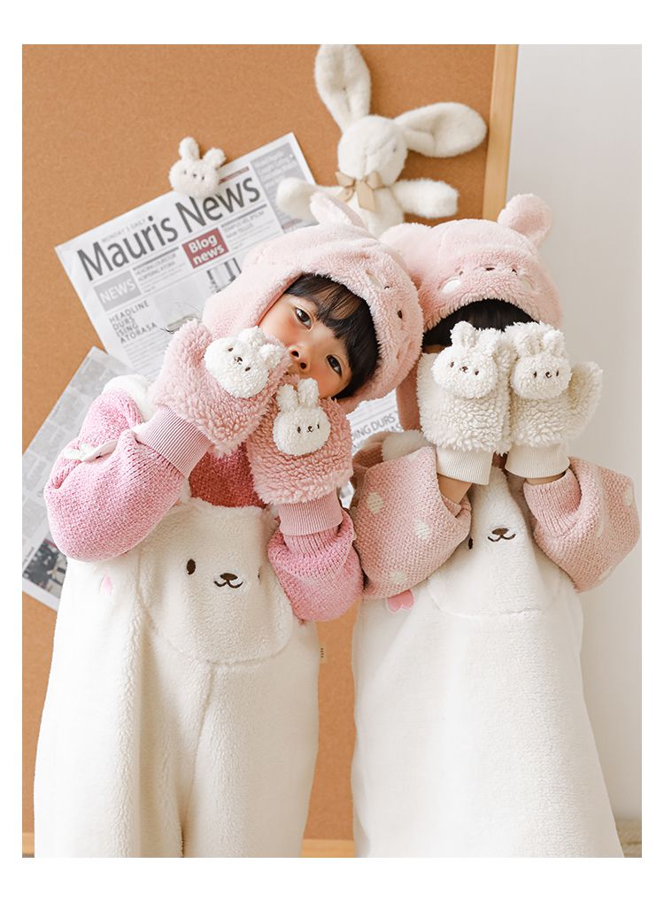 TONGMO - 雪尼爾針織圓領長袖毛衣-滿滿兔子-粉色