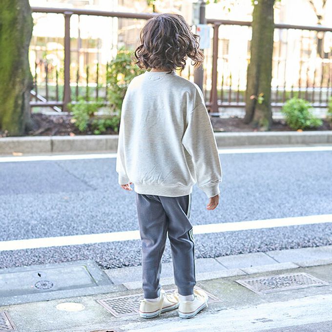 日本 b-ROOM - 百搭街頭風印花裏毛上衣-橫向LOGO-紫羅蘭