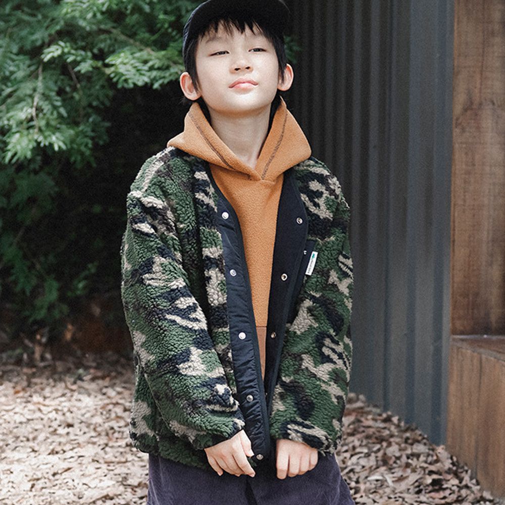 保暖搖粒絨無領外套-迷彩綠