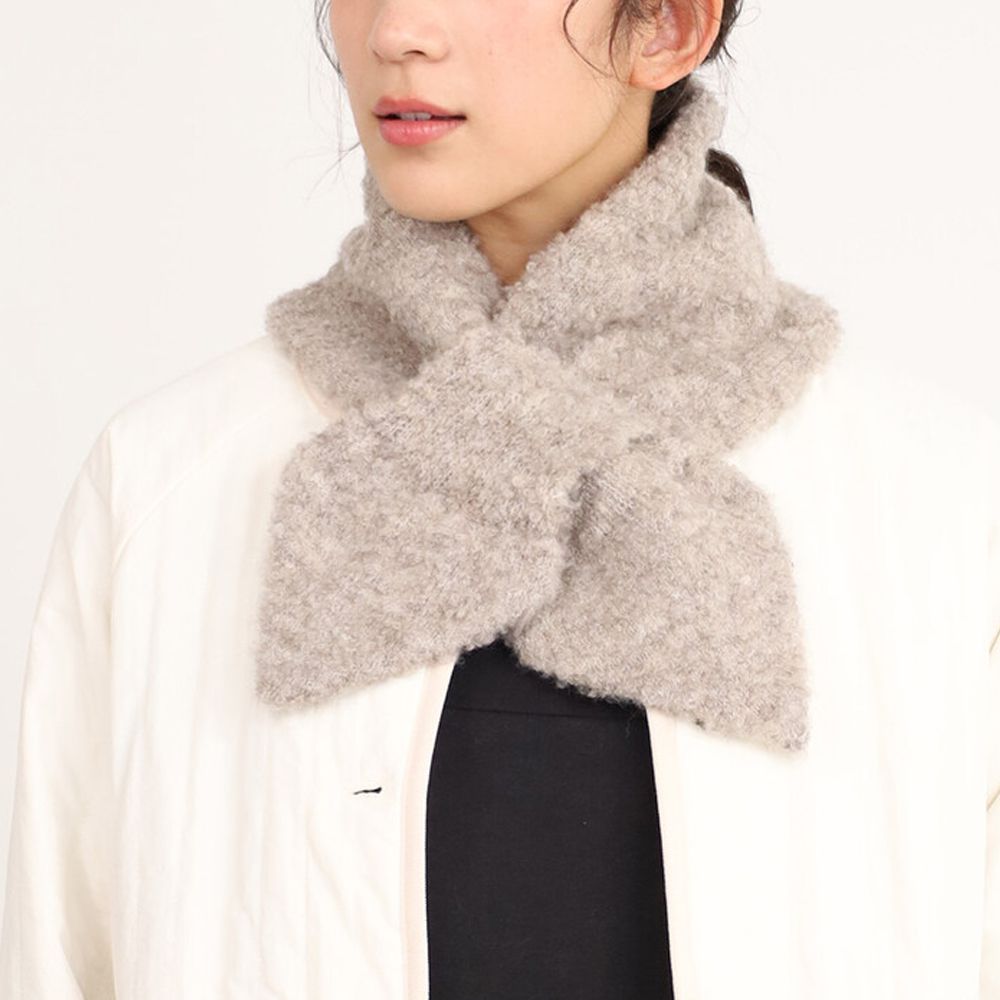 領結型毛絨針織保暖圍脖-淺棕