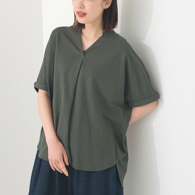 日本 OMNES - 接觸涼感 嫘縈休閒V領前短後長上衣-濃綠