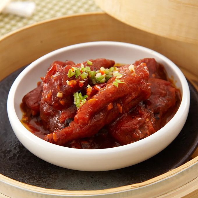 易牙居 - 沙茶妏鳳爪 300g*2_2盒組-1盒/600g(2包)