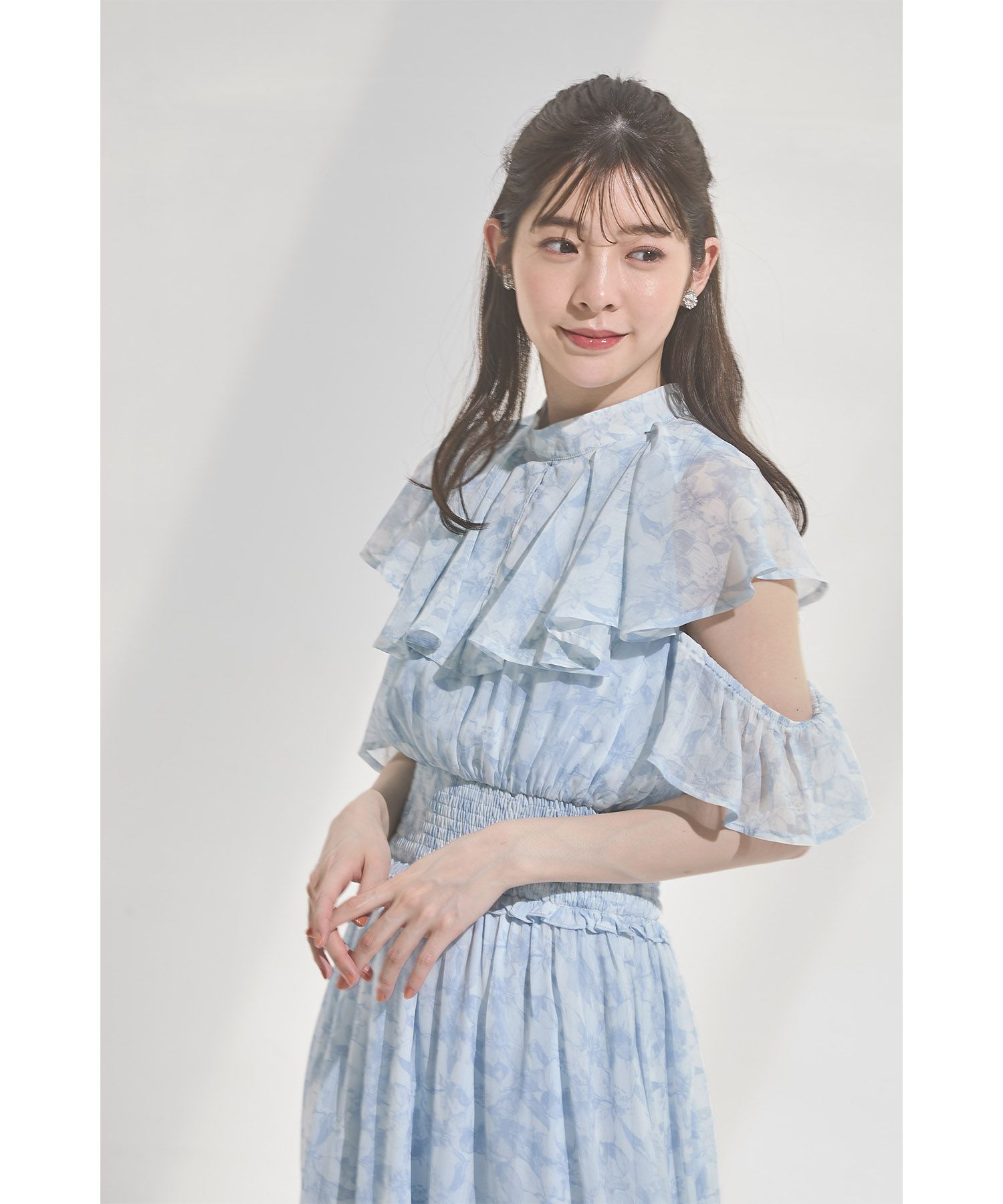 日本 tocco-closet - 浪漫時光碎花雪紡洋裝-寶貝藍