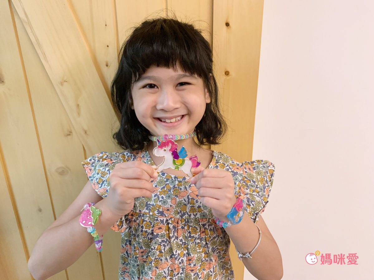 韓國 AMOS - 6色項鍊手鍊主題DIY玻璃彩繪膠