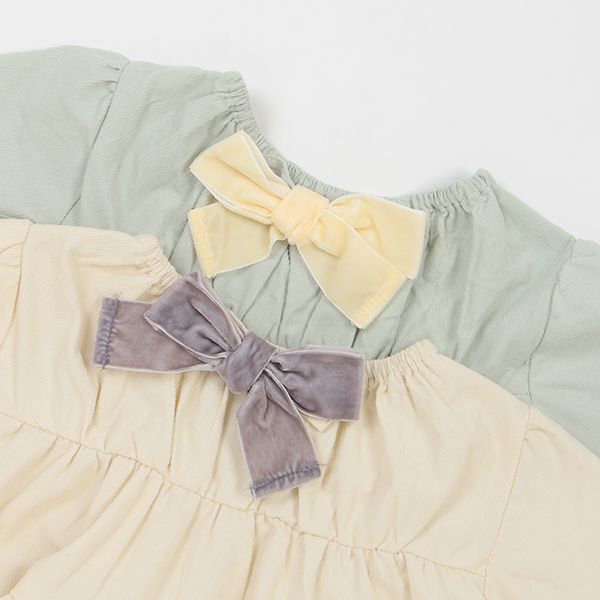 日本 petit main - 背後緞帶分層蛋糕長袖上衣-淺薄荷