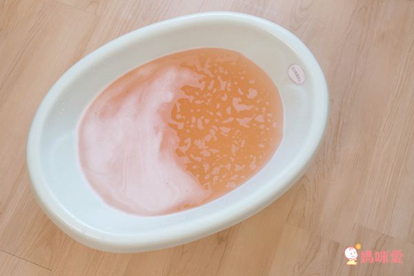  法國 Nailmatic Kids 銀河系沐浴球