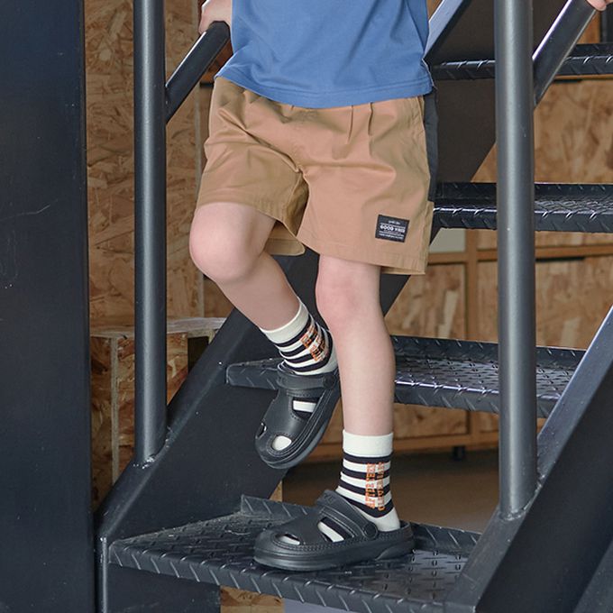 日本 b-ROOM - 撞色大口袋帥氣短褲(4分丈)-卡其