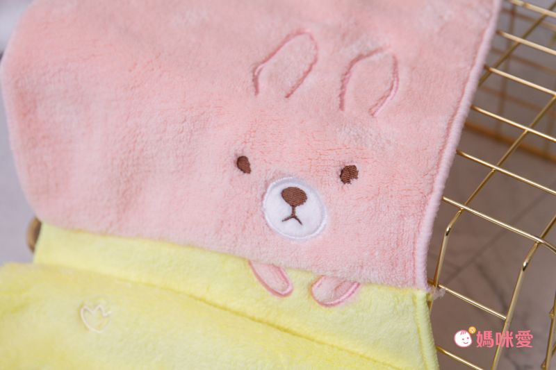 日本 LIV HEART - 5倍吸水力蓬鬆柔軟 附釦式長型擦手巾-兔子x小鴨x花貓-粉黃白 (20x75cm)