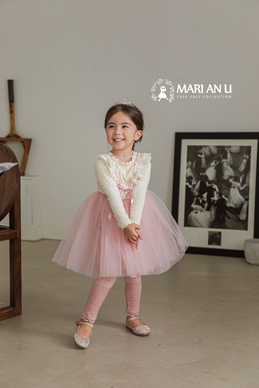 韓國 mari an u - 浪漫蕾絲雕花上衣網紗洋裝-米白X粉紅