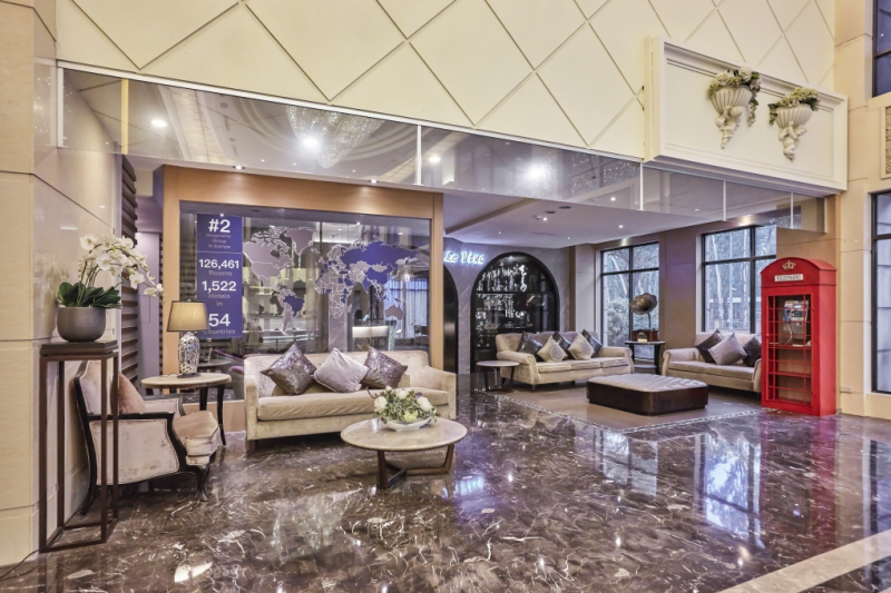 一泊一食↘３折再送四方牧場券 ꕥ 苗栗馥藝金鬱金香酒店