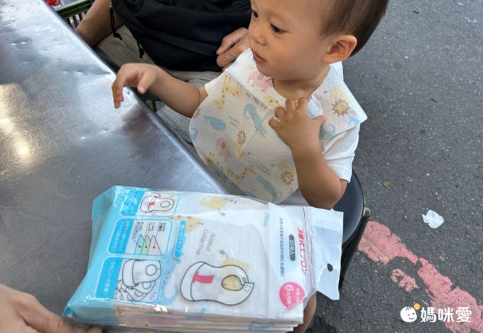 akachan honpo - 3層拋棄式圍兜20入-動物