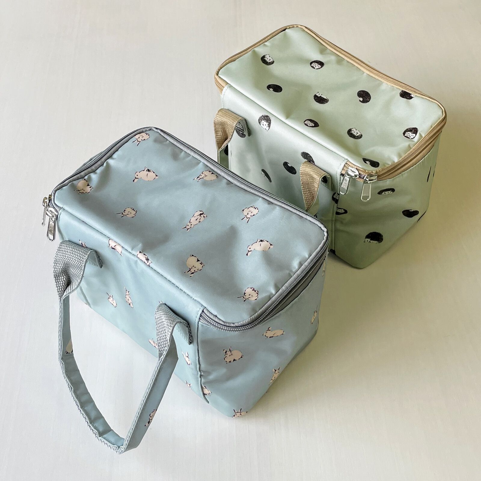 日本 Chepeli - 印花保溫保冷方形手提便當袋-小刺蝟-開心果綠 (15x25x13.5cm)