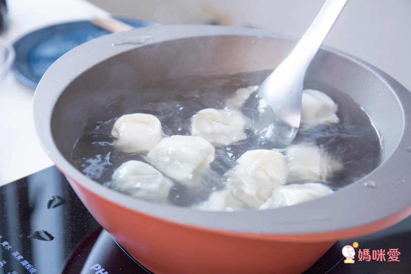 【東門興記】手工豬肉水餃 ★ 鮮嫩多汁、皮Q內餡飽滿