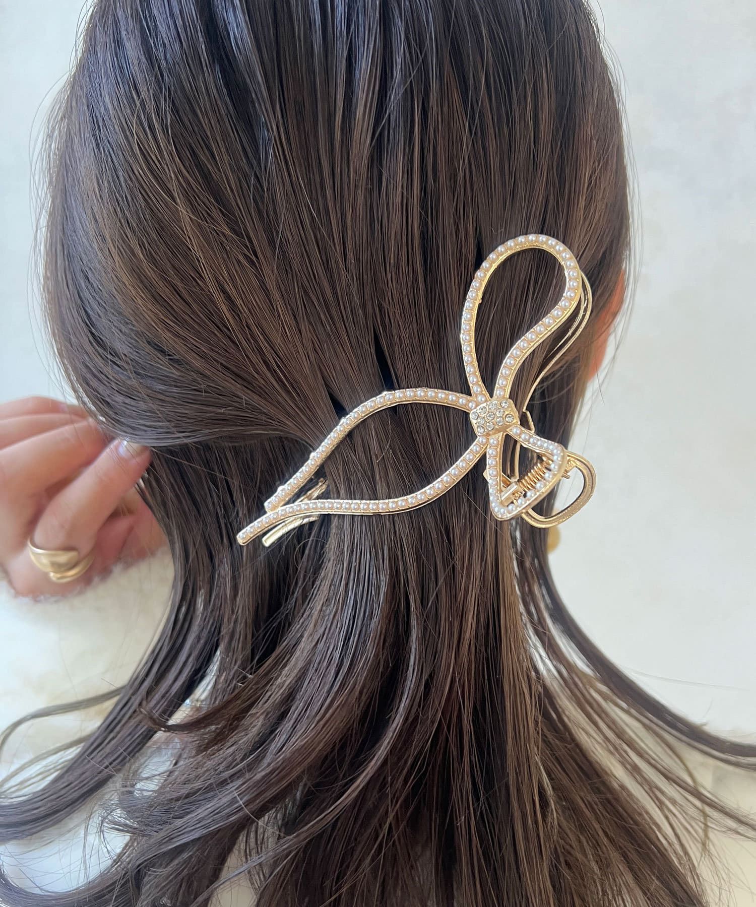 日本 Lattice - 珍珠排列線條蝴蝶結抓夾-金色系