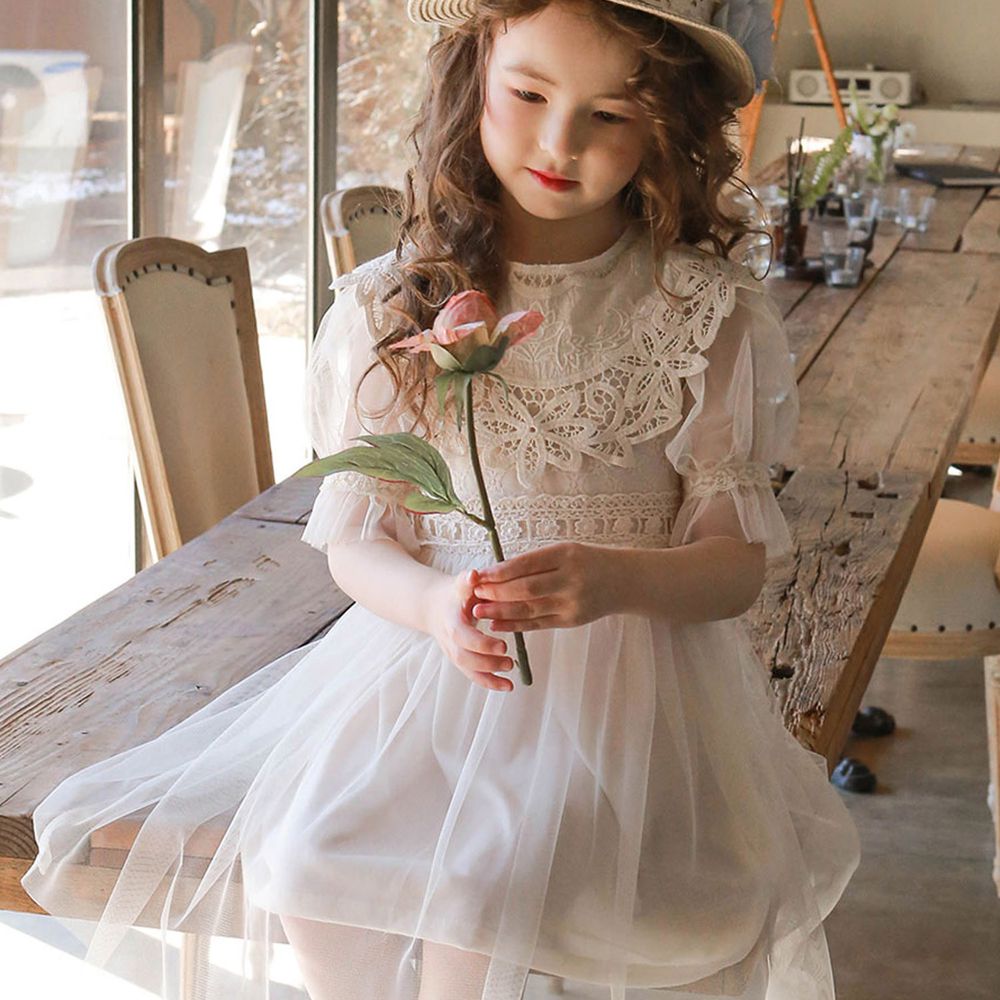 韓國 PuellaFLO - 鏤空花朵圓領網紗洋裝-米白