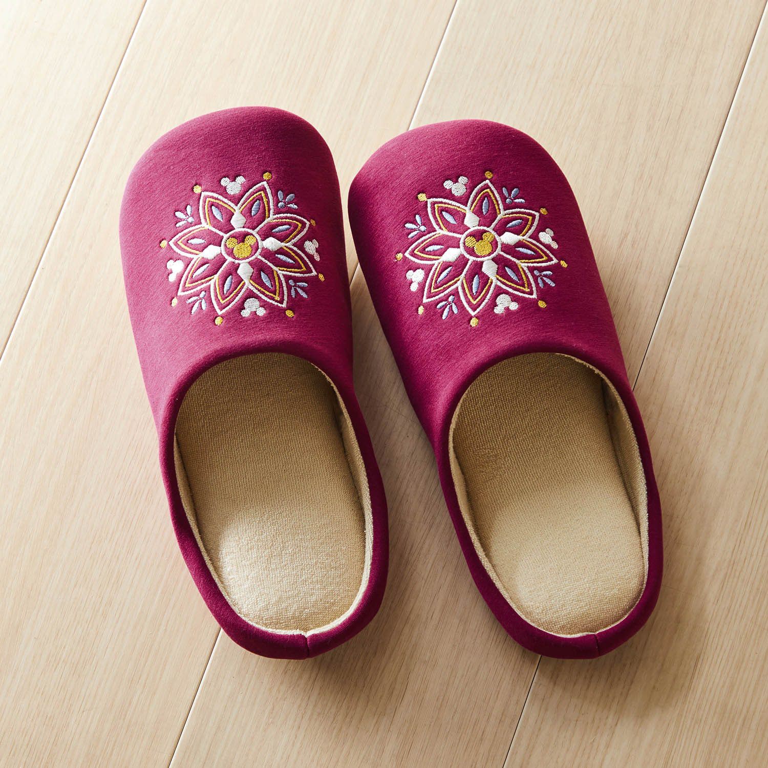 日本千趣會 - 迪士尼 低反發麵包室內拖鞋-小鹿斑比-可可