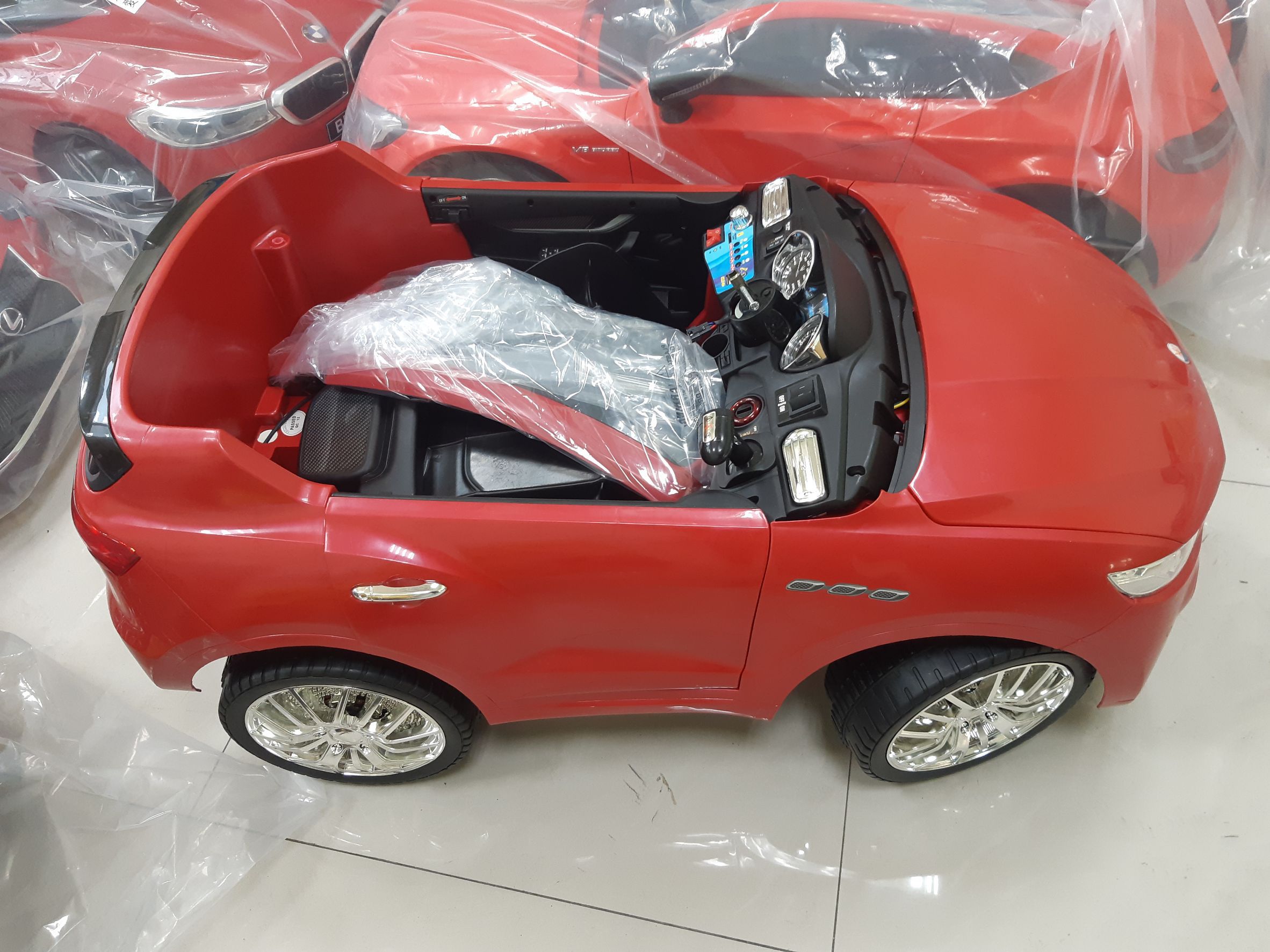 Ching Ching - 福利品-瑪莎拉蒂Levante電動車(原廠授權)RT-7993R-紅色-紅色