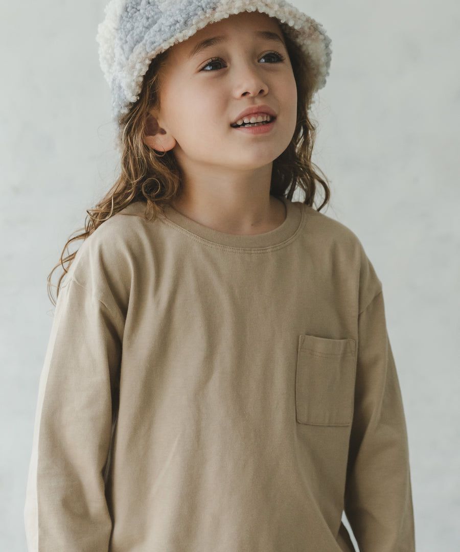 日本 PAIRMANON - 柔棉100% 圓領薄長袖上衣-刺繡美式漢堡-軍綠