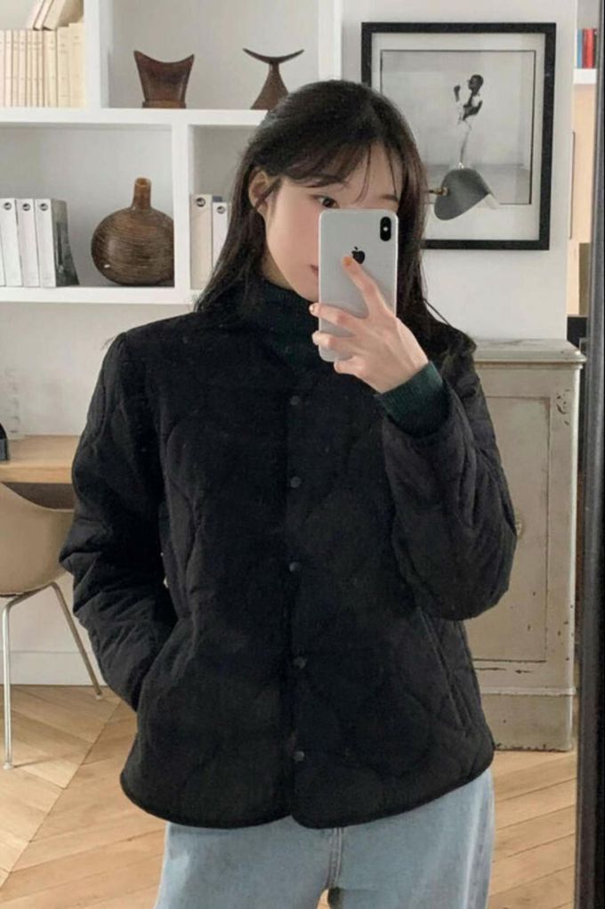 韓國 LANDING - 韓國製絎縫壓紋鋪棉圓領外套-黑 (FREE)