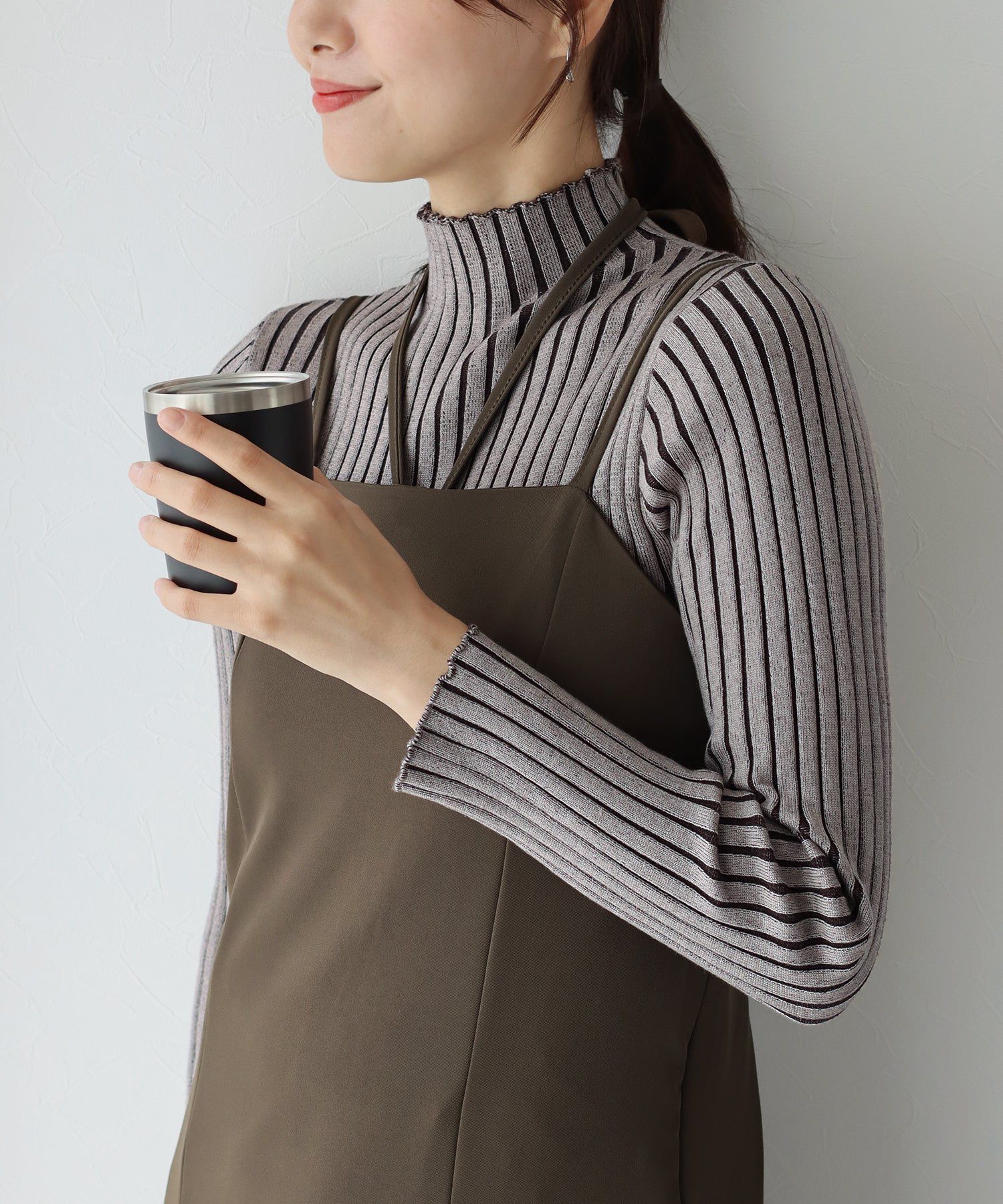 日本 BLUE EAST - 彈性百搭羅紋長袖上衣-黑