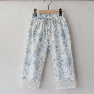 韓國 Puellaflo - 鬆緊腰古典花紋透膚蕾絲拼接長褲-藍