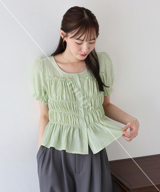 日本 BLUE EAST - 顯瘦皺摺荷葉泡泡短袖上衣-白