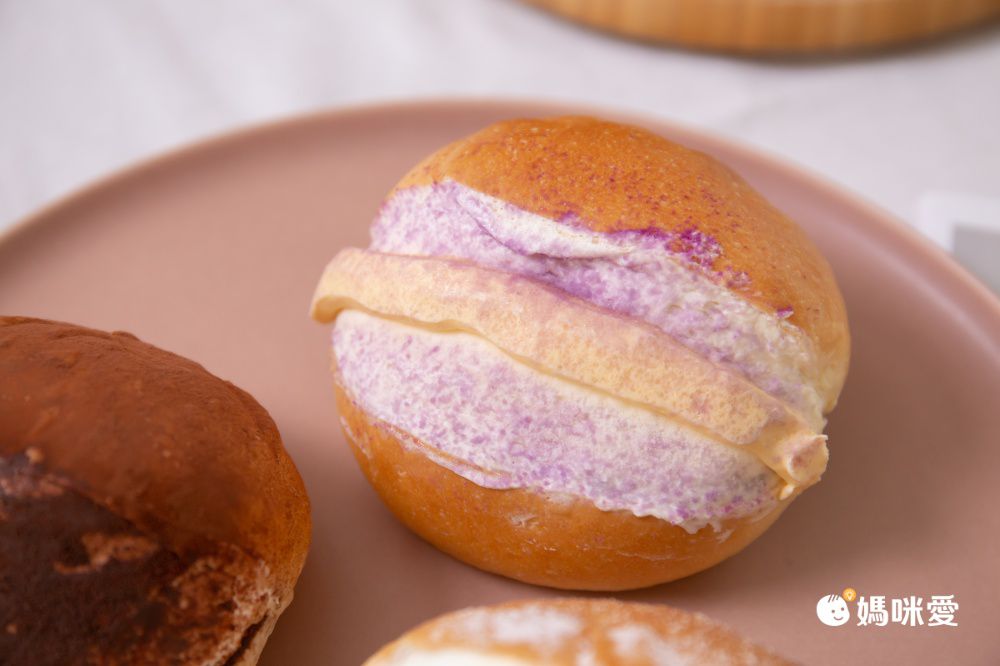 免運｜高雄排隊名店【奧瑪烘焙】日式崎風蛋糕/羅馬生乳包