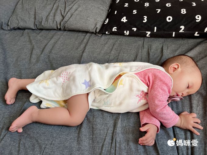 akachan honpo - 0歲開始即可使用的6層棉紗防踢被-米白色 (80cm)