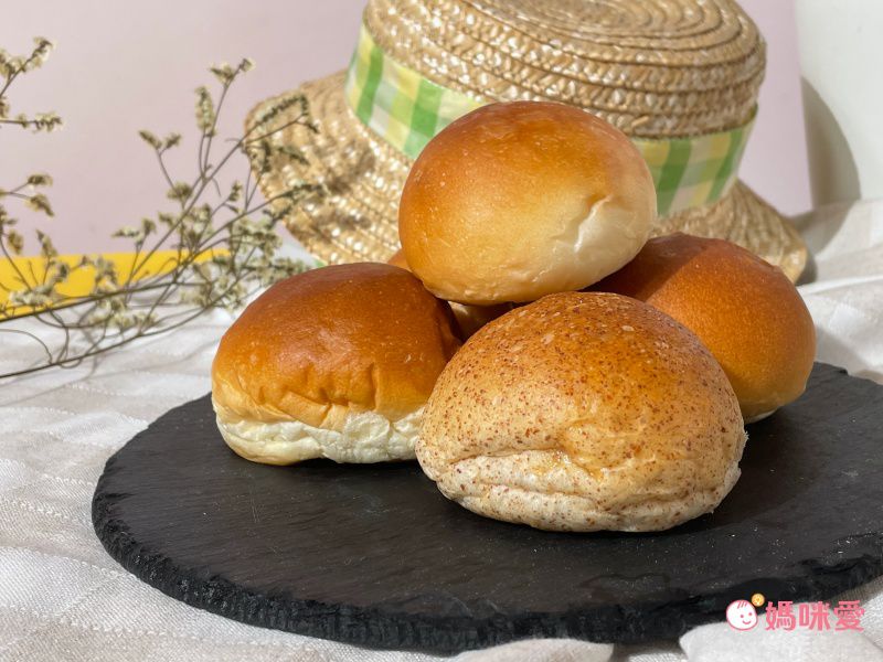 免運｜高雄排隊名店【奧瑪烘焙】日式崎風蛋糕/羅馬生乳包