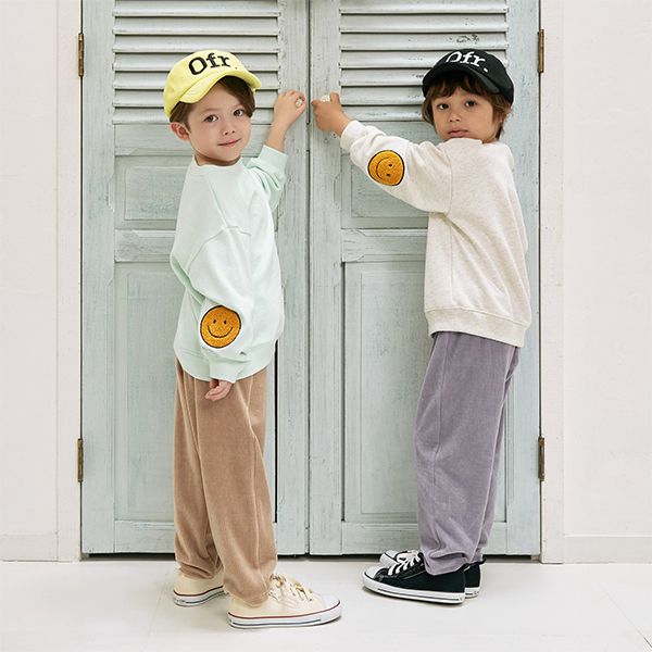 日本 b-ROOM - 療癒笑臉刺繡長袖上衣-深藍