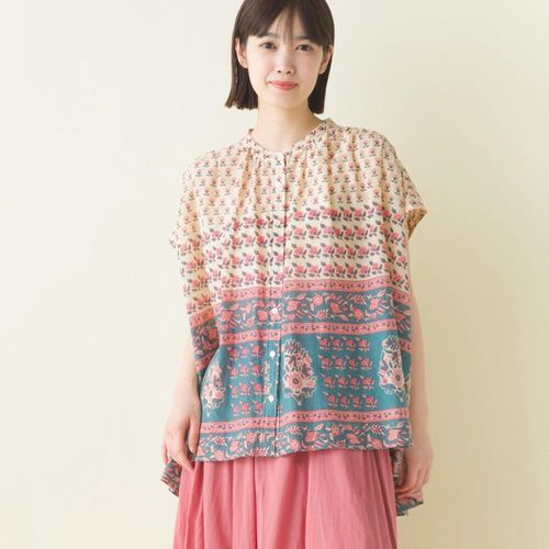 日本 OMNES - 100%印度棉 夏日印花法式袖襯衫-象牙粉圖騰