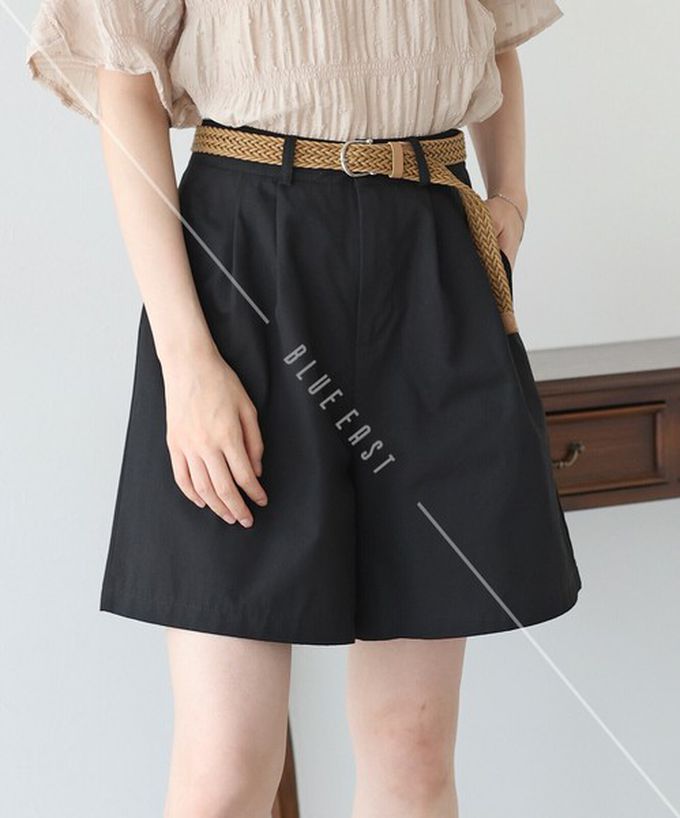 日本 BLUE EAST - 海軍風打褶休閒短褲(附腰帶)-海軍藍