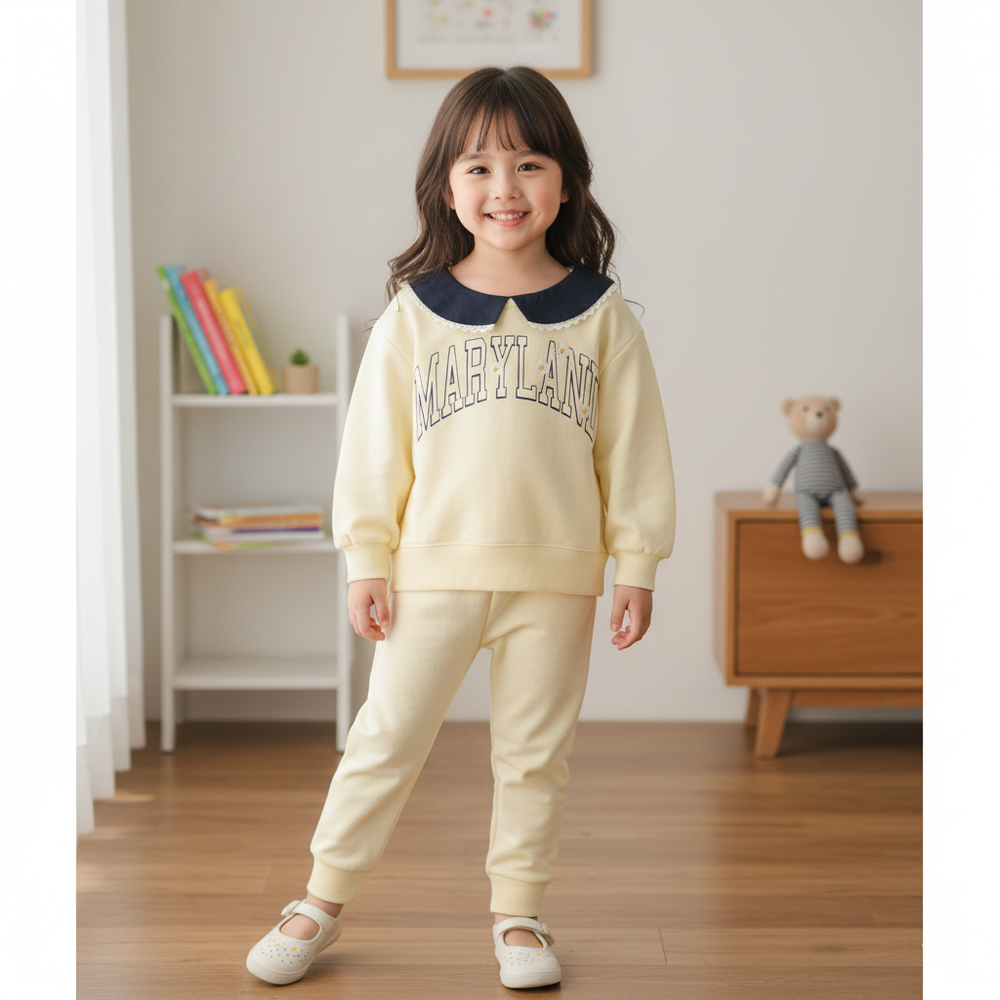 休閒上衣-英文字-米白色