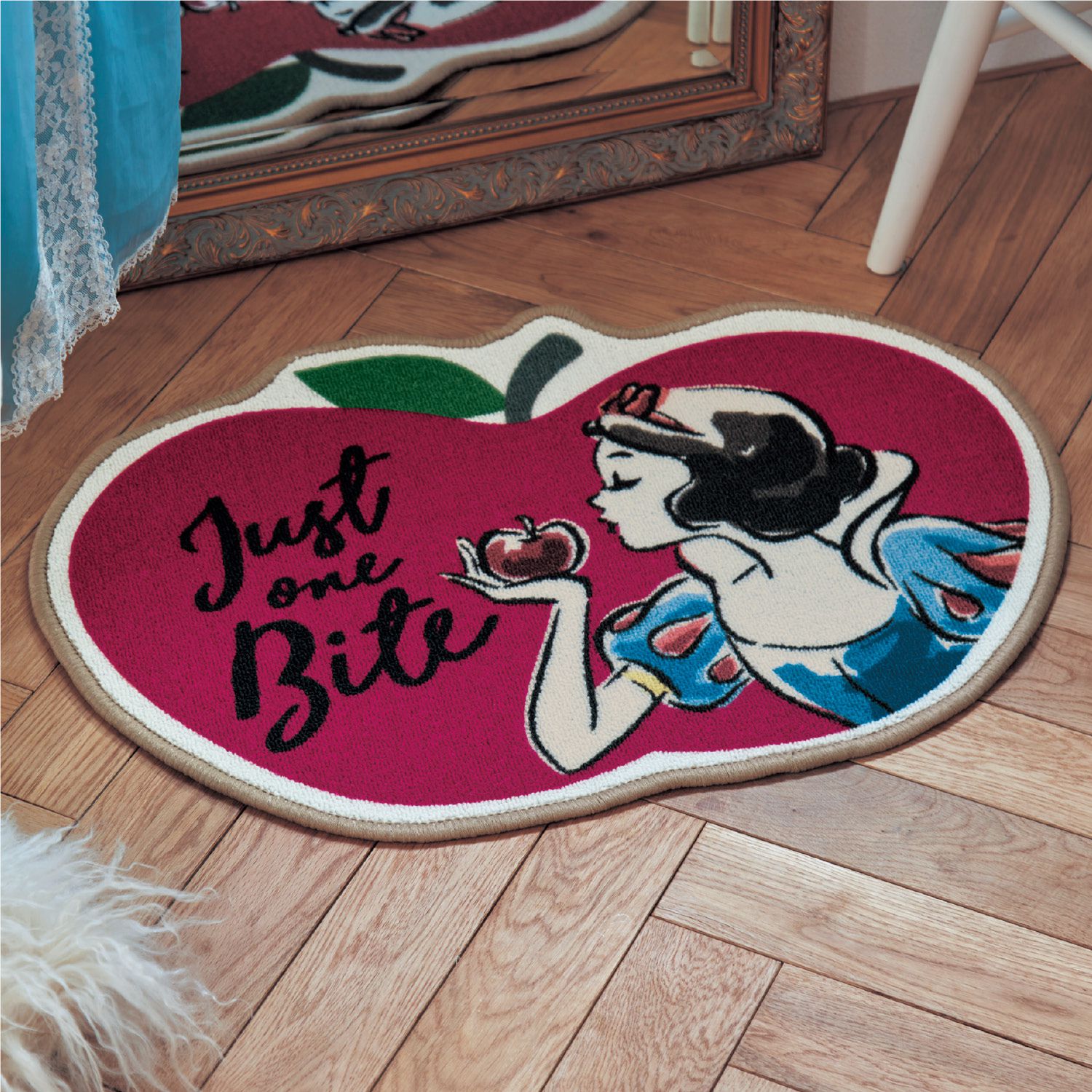 日本千趣會 - 迪士尼 復古造型腳踏墊-白雪公主-紫 (43x63cm)