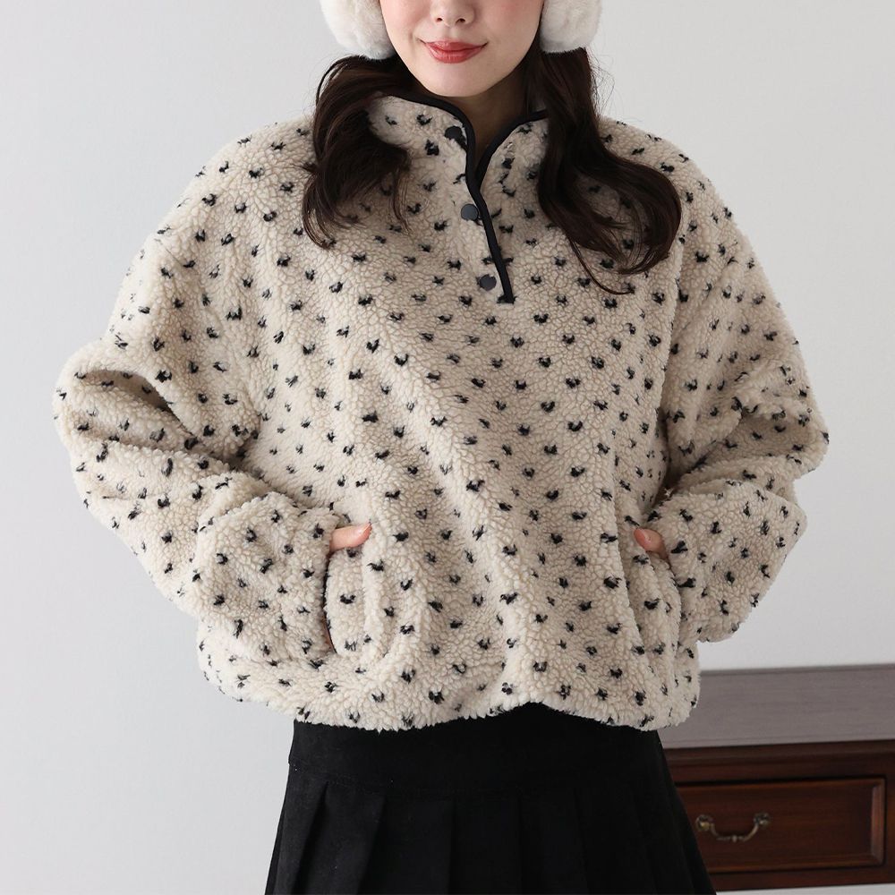 滿版愛心泰迪毛絨溫暖長袖上衣-米白 (M)