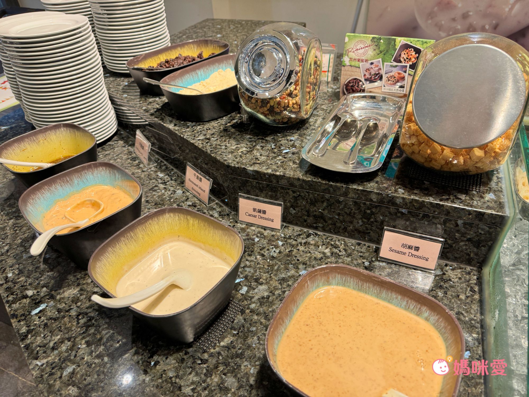 親子友善【承攜行旅 高雄六合館】破百坪賽車場 / 戶外泳池