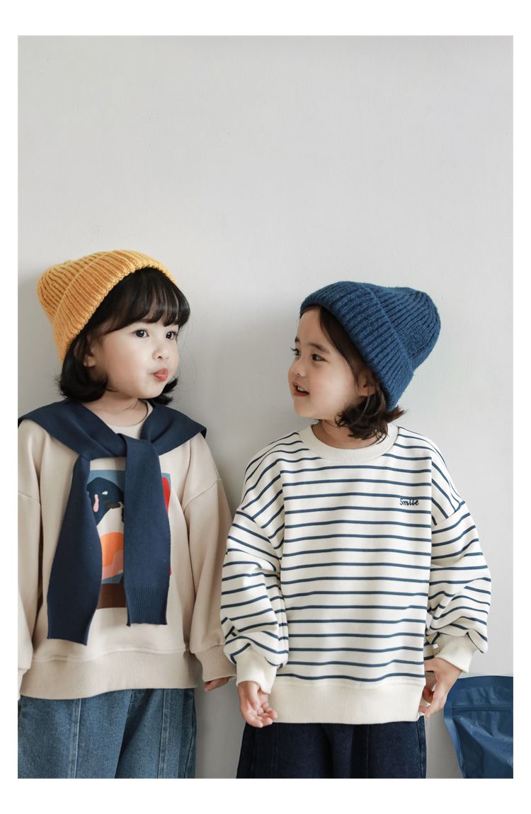 休閒印花圓領長袖上衣-塗鴉插畫-杏色