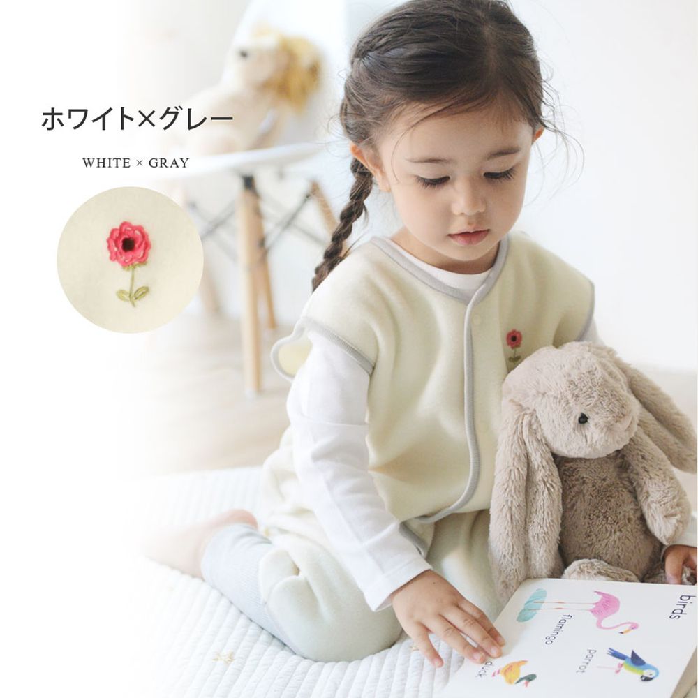 日本 kukka ja puu - 日本製刷毛防踢背心-小花刺繡-白X灰線條