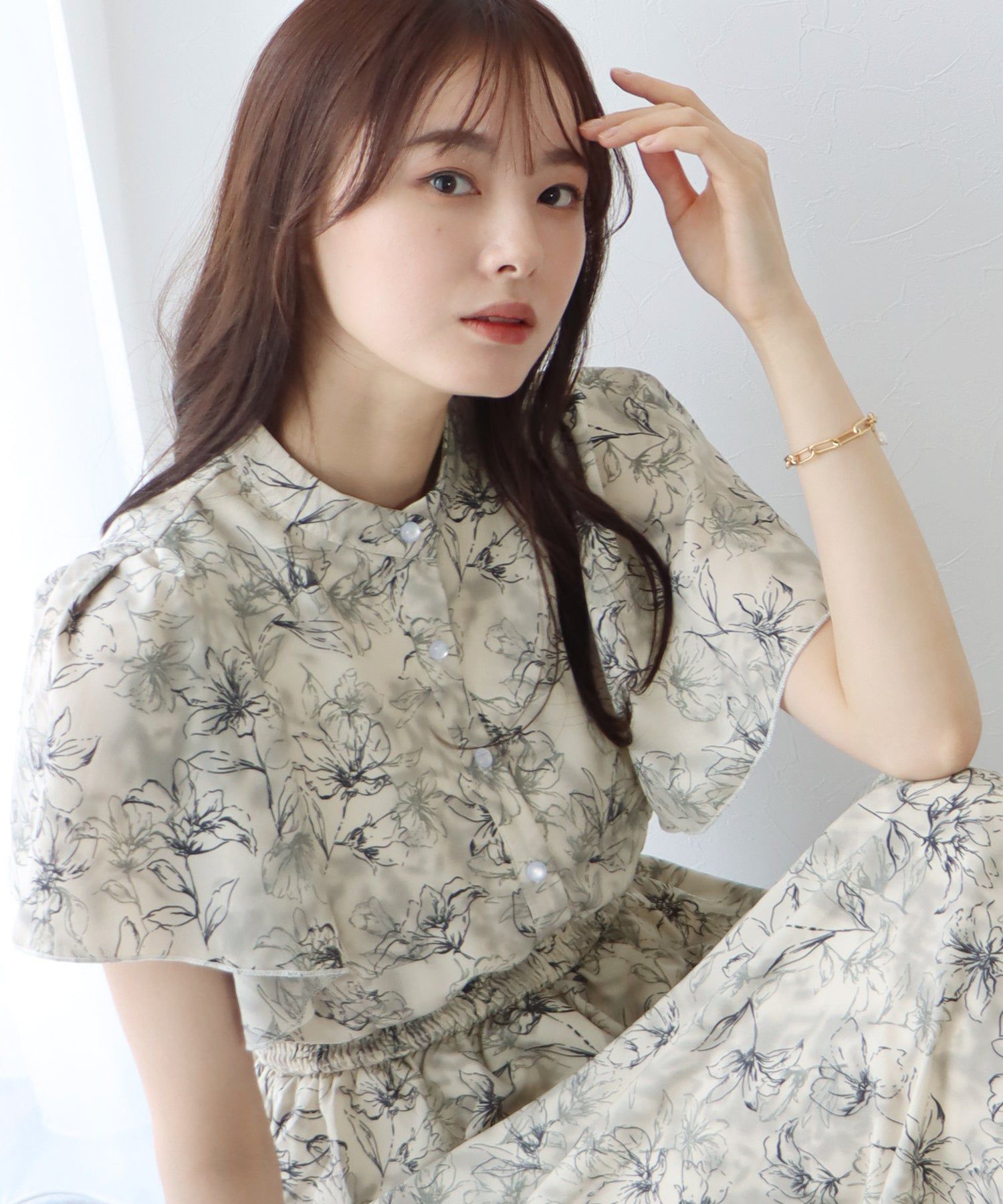 日本 BLUE EAST - 浪漫時光碎花雪紡短袖洋裝-寧靜花園-淺粉紫