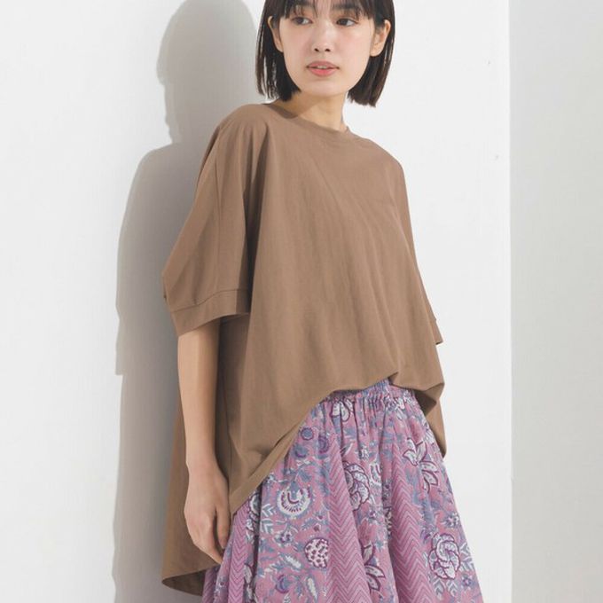 日本 OMNES - 接觸涼感 嫘縈寬鬆短袖上衣-黑底白點