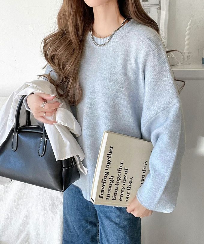 日本 Classical Elf - 溫柔圓領寬版純色針織毛衣-粉