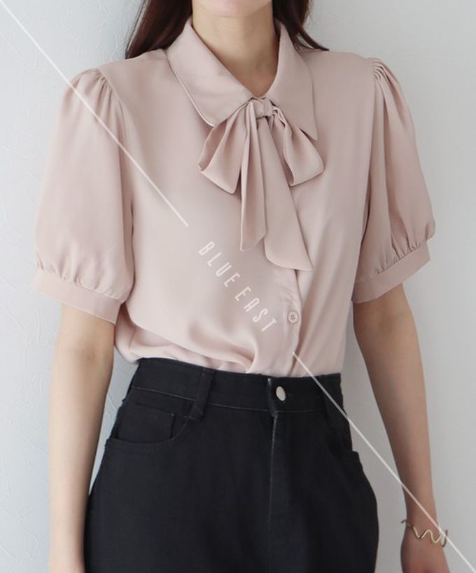 日本 BLUE EAST - 氣質蝴蝶結雪紡小澎袖襯衫-線條-米白
