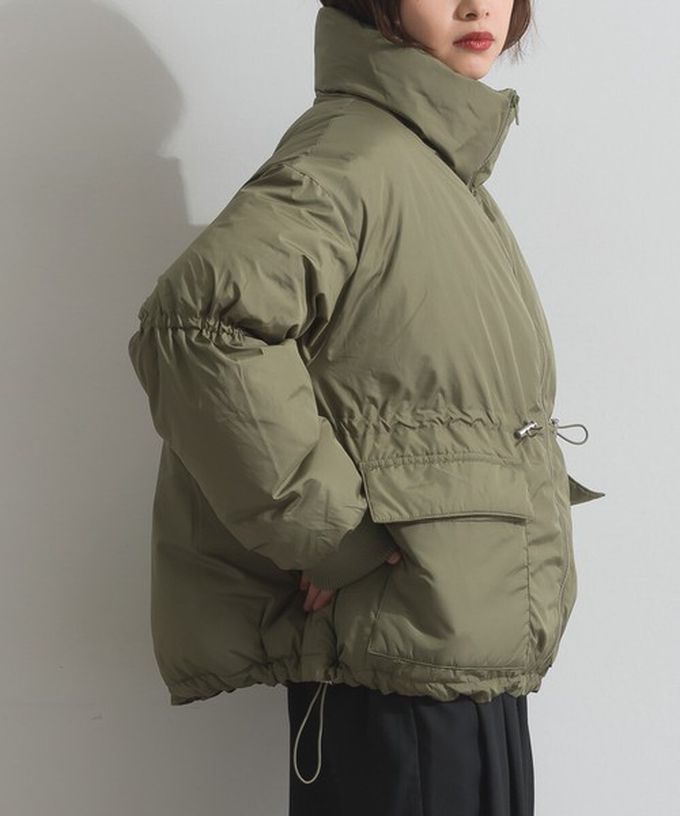 日本 ELENCARE DUE - 蓬鬆袖立領腰抽繩科技羽絨保暖外套-軍綠