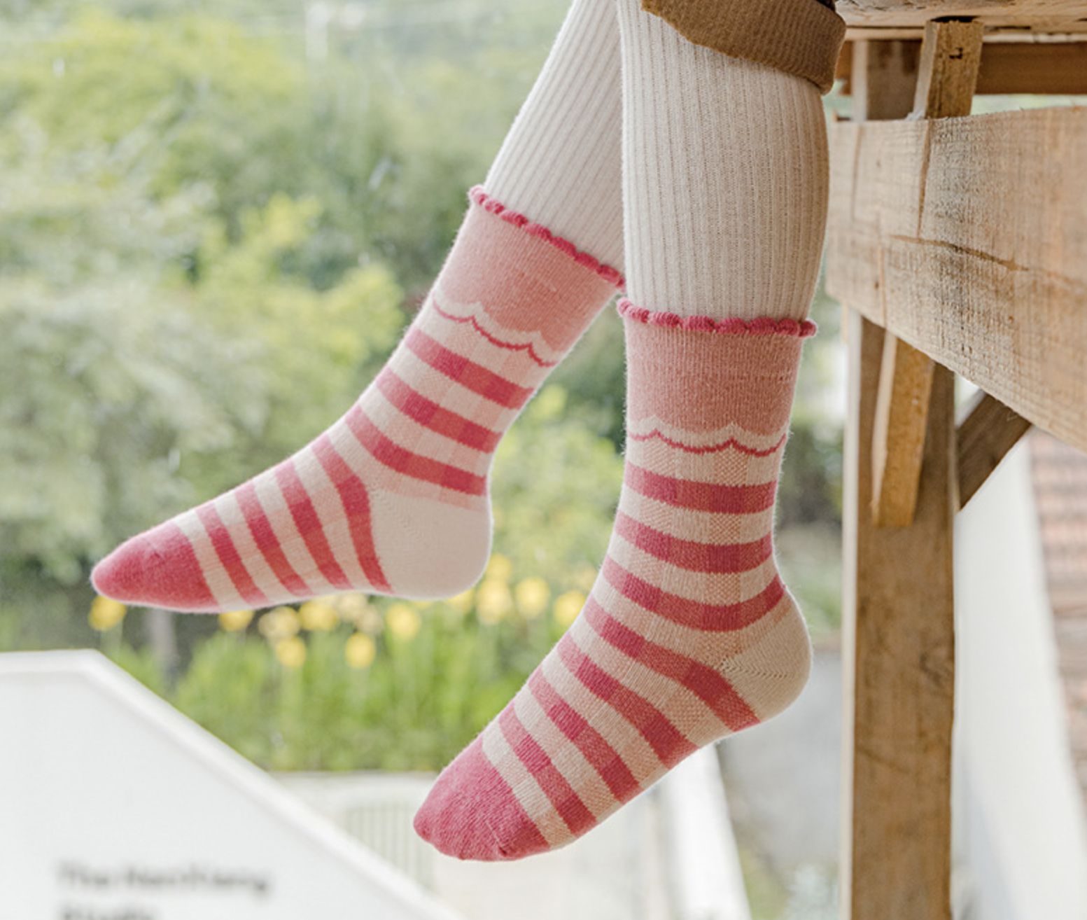 love, charlotte - 粉嫩奶油兔中筒棉襪-5 雙一組