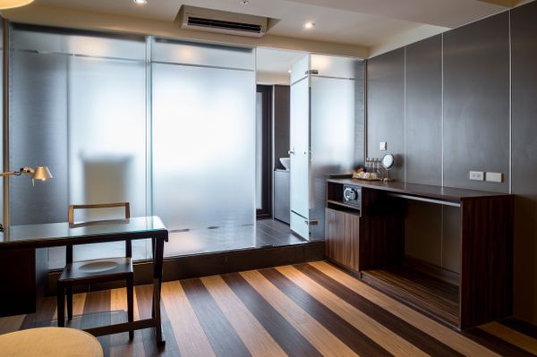 旅樂序精品旅館站前一館 ★