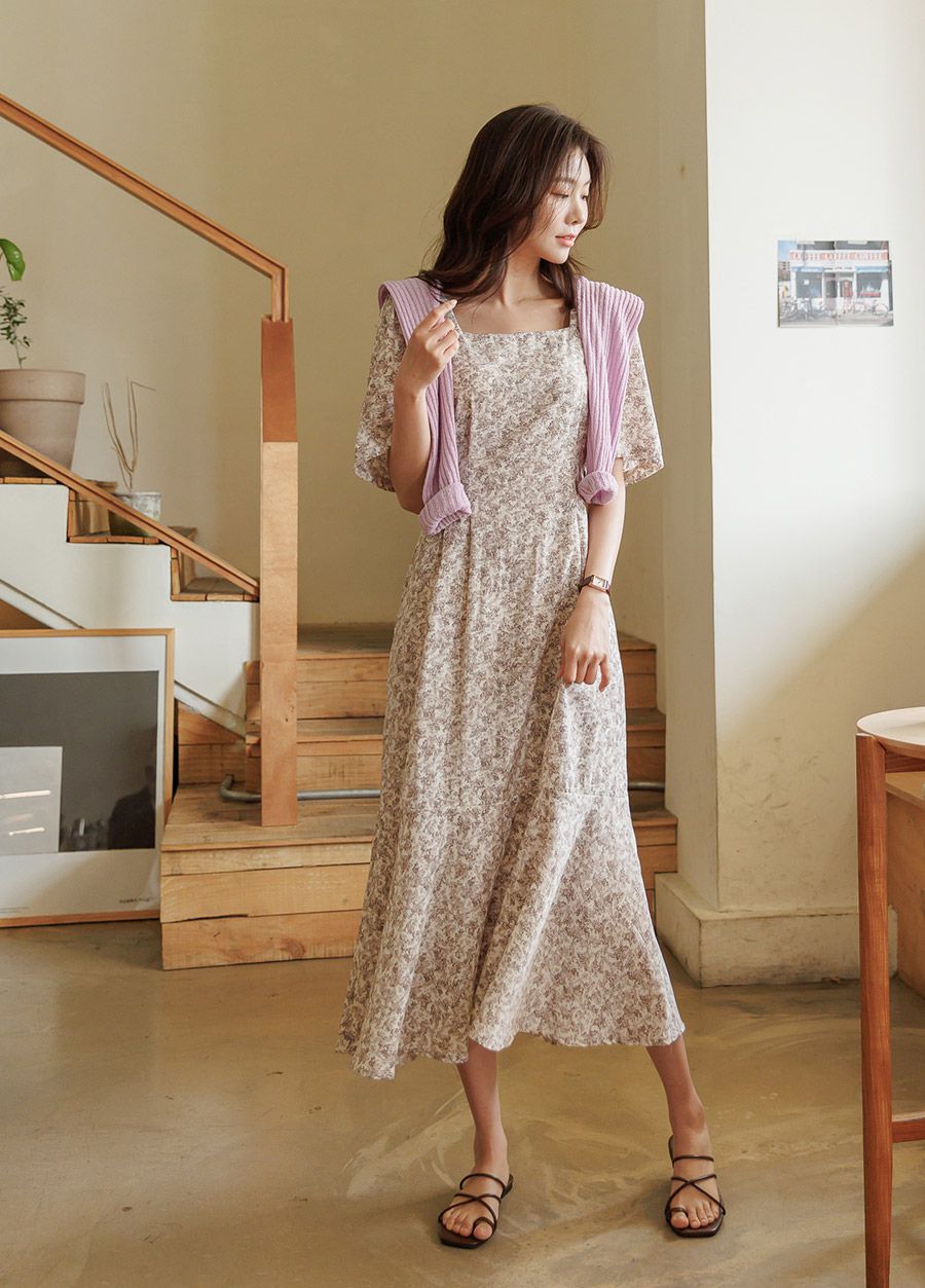 韓國 Urbantheroom - ㄩ字領收腰綁帶拼接洋裝-白底碎花 (Free)