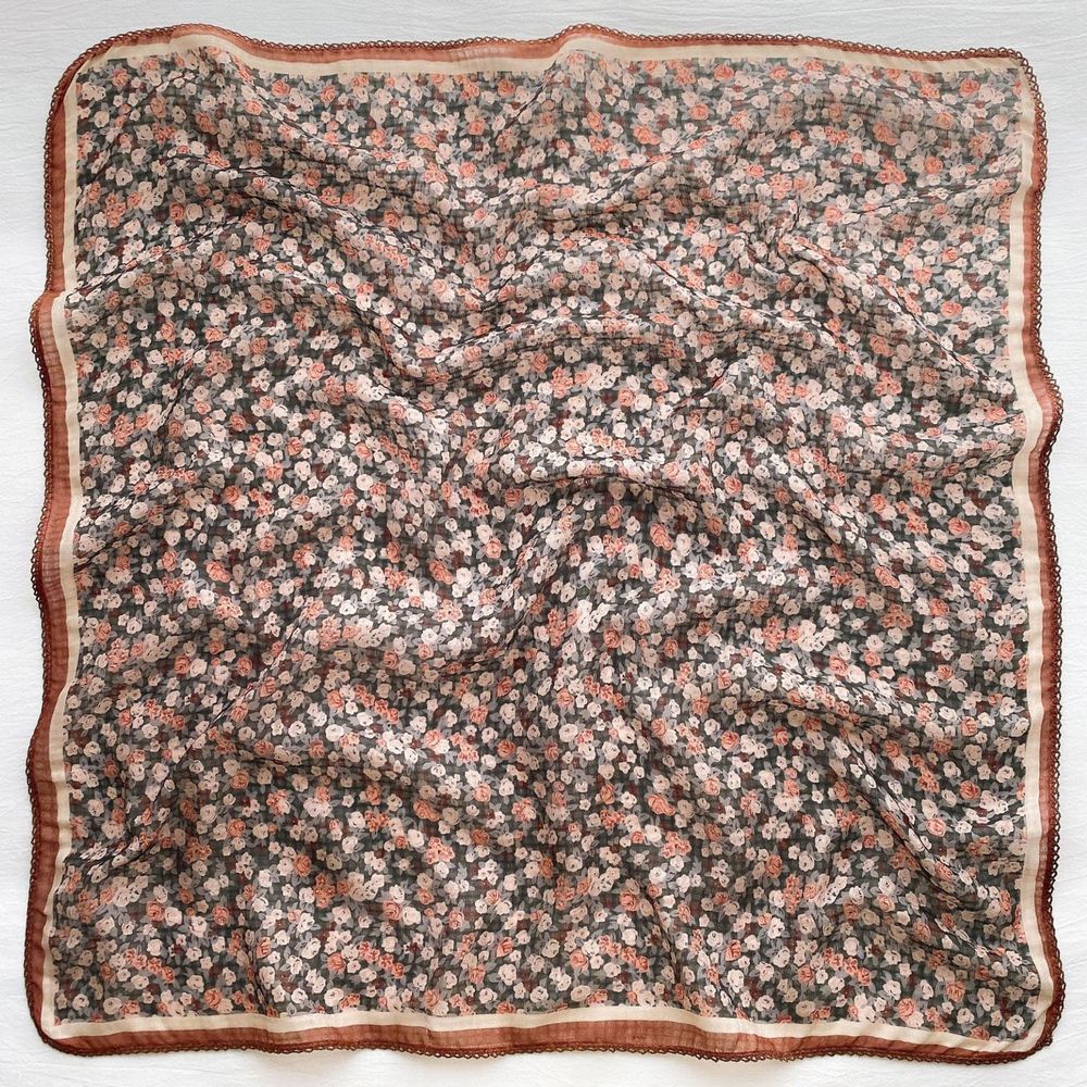 法式棉麻披肩方巾-玫瑰花-灰色 (90x90cm)