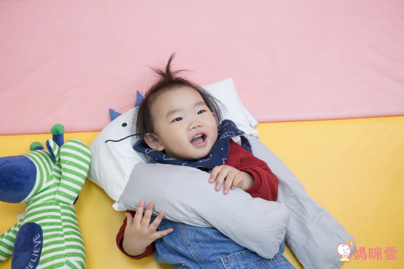 模擬媽咪安心環抱 ❤ Mom's Arm 媽咪抱抱枕